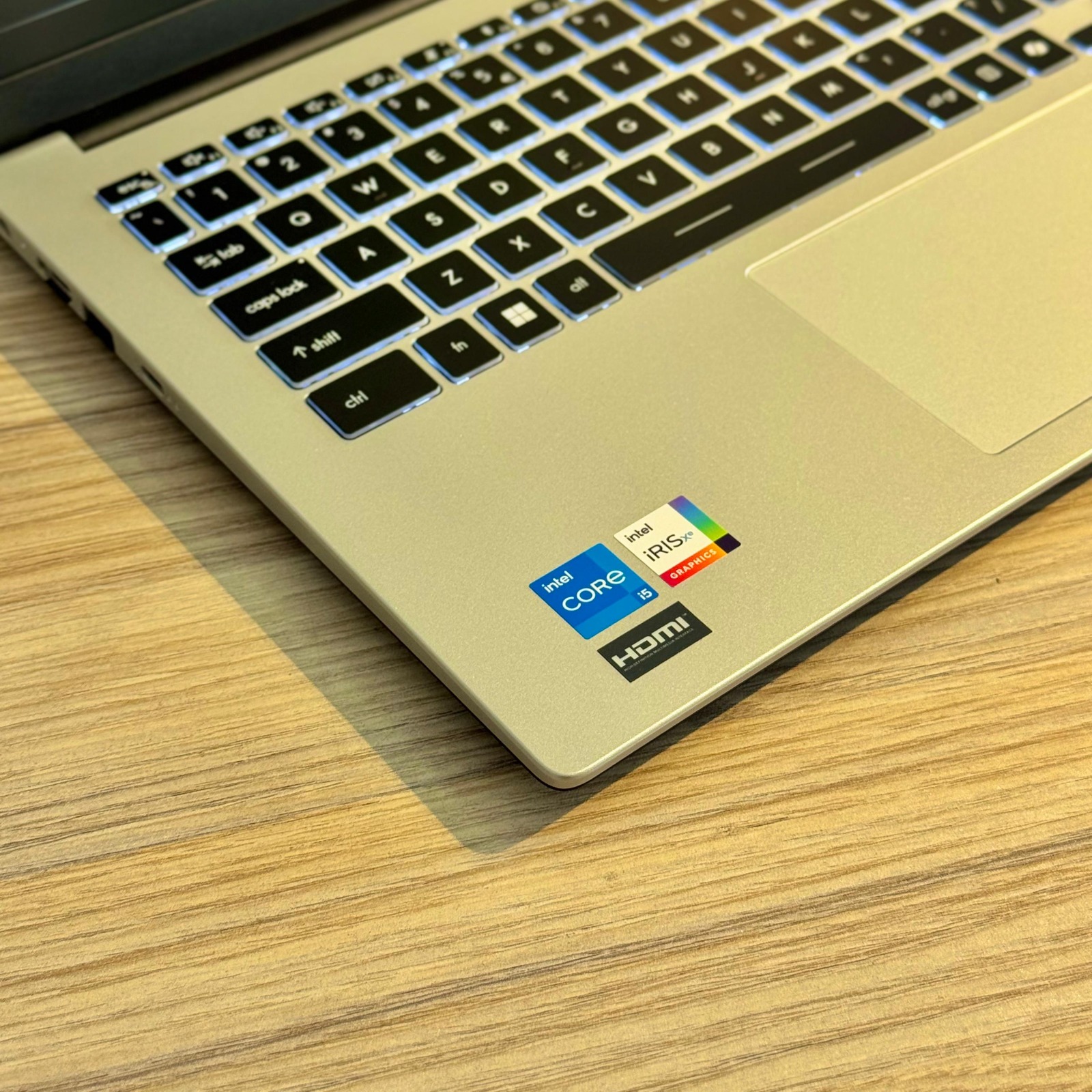 𝗕𝗿𝗮𝗻𝗱 𝗡𝗲𝘄 𝗠𝗦𝗜 𝗠𝗢𝗗𝗥𝗘𝗡 𝟭𝟱 𝗖𝗼𝗿𝗲 𝗶𝟱-𝟭𝟯𝘁𝗵 𝗚𝗲𝗻 | 𝟭𝟲𝗚𝗕 𝗥𝗮𝗺 | 𝟱𝟭𝟮𝗚𝗕 𝗡𝗩𝗠𝗲 | 𝟭𝟱.𝟲 𝗜𝗻𝗰𝗵 𝗙𝗛𝗗 𝗟𝗮𝗽𝘁𝗼𝗽 - Image 8