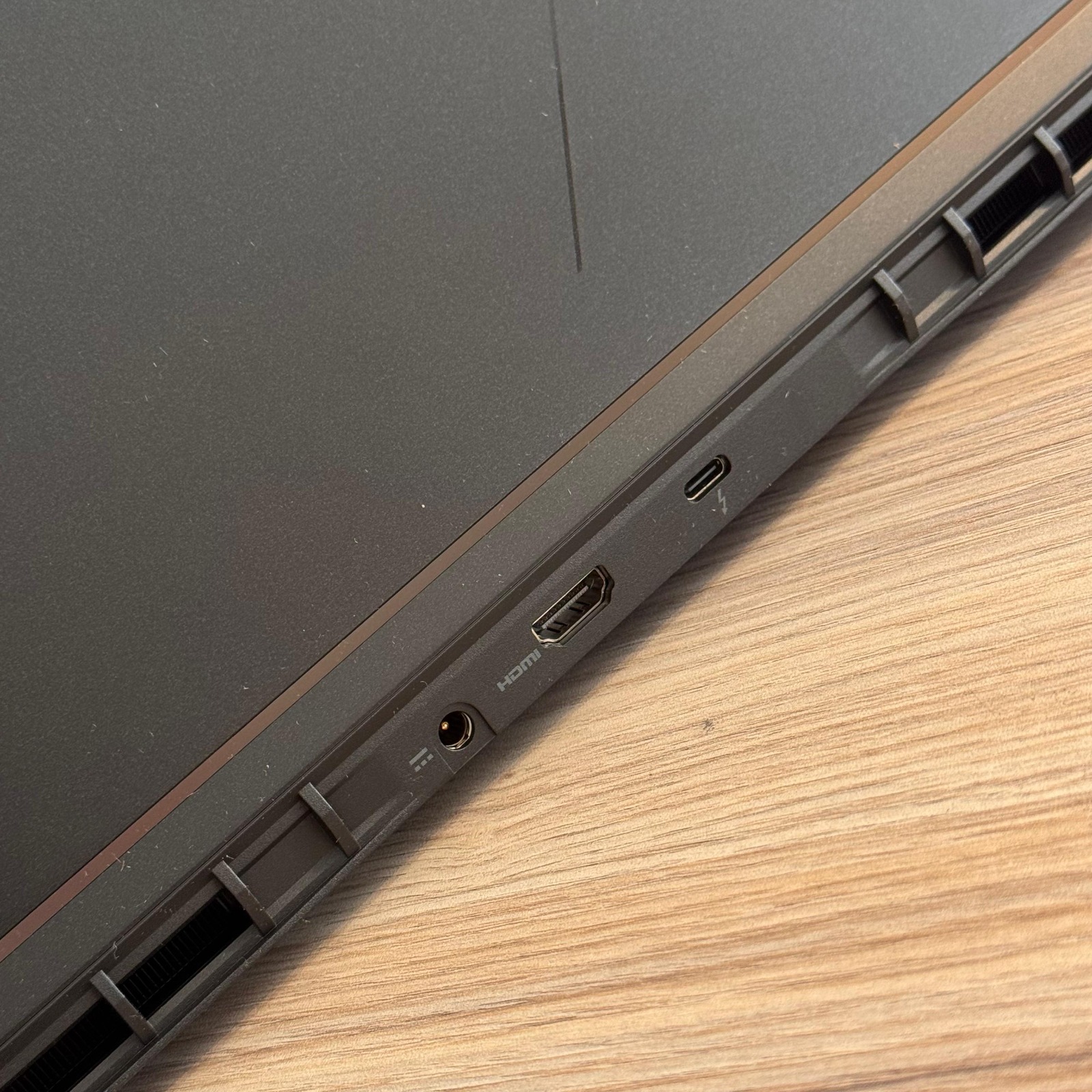 𝗕𝗿𝗮𝗻𝗱 𝗡𝗲𝘄 𝗔𝗰𝗲𝗿 𝗡𝗶𝘁𝗿𝗼 𝗩𝟭𝟲 𝗖𝗼𝗿𝗲 𝗶𝟳-𝟭𝟰𝟲𝟱𝟬𝗛𝗫 𝟭𝟰𝘁𝗵 𝗚𝗲𝗻(𝗛𝘅 𝗣𝗿𝗼𝗰𝗲𝘀𝘀𝗼𝗿) | 𝗥𝗧𝗫𝟰𝟬𝟲𝟬/𝟴𝗚𝗕 | 𝟭𝟲𝗚𝗕 𝗗𝗗𝗥𝟱 𝗥𝗮𝗺 | 𝟱𝟭𝟮𝗚𝗕 𝗡𝗩𝗠𝗲 | 𝟭𝟲 𝗶𝗻𝗰𝗵 𝗪𝗨𝗫𝗚𝗔 𝟭𝟲𝟱𝗛𝘇 𝗟𝗮𝗽𝘁𝗼𝗽 - Image 8