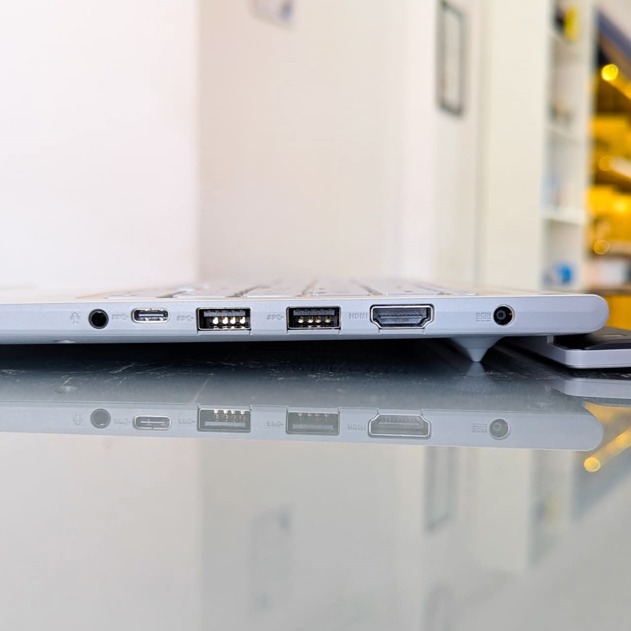 𝗕𝗿𝗮𝗻𝗱 𝗡𝗲𝘄 𝗔𝘀𝘂𝘀 𝗩𝗶𝘃𝗼𝗕𝗼𝗼𝗸 𝗖𝗼𝗿𝗲 𝟳 -𝟭𝟱𝟬𝗨 𝟭𝟰𝘁𝗵 𝗚𝗲𝗻 | 𝟴𝗚𝗕 𝗥𝗮𝗺 | 𝟱𝟭𝟮𝗚𝗕 𝗡𝗩𝗠𝗲 𝗦𝗦𝗗 | 𝟭𝟱.𝟲 𝗶𝗻𝗰𝗵 𝗙𝗛𝗗 𝗟𝗮𝗽𝘁𝗼𝗽 - Image 4