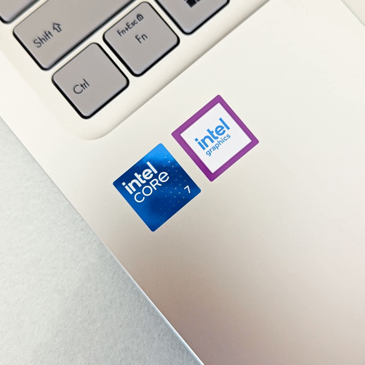 𝗕𝗿𝗮𝗻𝗱 𝗡𝗲𝘄 𝗔𝘀𝘂𝘀 𝗩𝗶𝘃𝗼𝗕𝗼𝗼𝗸 𝗖𝗼𝗿𝗲 𝟳 -𝟭𝟱𝟬𝗨 𝟭𝟰𝘁𝗵 𝗚𝗲𝗻 | 𝟴𝗚𝗕 𝗥𝗮𝗺 | 𝟱𝟭𝟮𝗚𝗕 𝗡𝗩𝗠𝗲 𝗦𝗦𝗗 | 𝟭𝟱.𝟲 𝗶𝗻𝗰𝗵 𝗙𝗛𝗗 𝗟𝗮𝗽𝘁𝗼𝗽 - Image 8